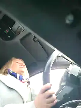 lady charlyne online show from December 3, 2024, 1:21 pm