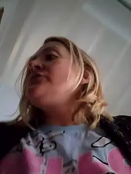 lady charlyne online show from January 19, 2025, 11:45 am