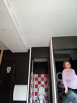 lady charlyne online show from April 2, 2026, 12:47 pm