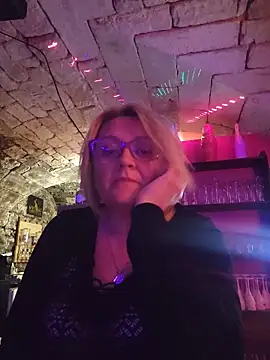 Snapshot of lady_charlyne chatting on June 12, 2026, 7:35 pm lady charlyne online show from June 12, 2026, 7:35 pm