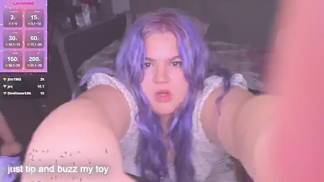 Freakcute  online show from October 20, 2025, 6:19 pm