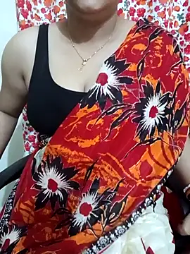 Snapshot of Priya_Boudi chatting on November 14, 2025, 6:17 pm Priya Boudi online show from November 14, 2025, 6:17 pm