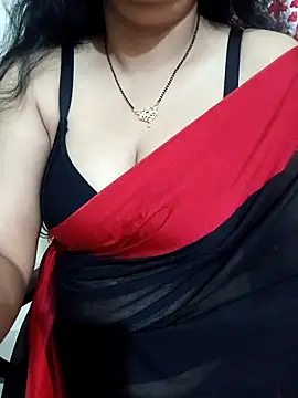 Snapshot of Priya_Boudi chatting on May 3, 2026, 6:14 pm Priya Boudi online show from May 3, 2026, 6:14 pm