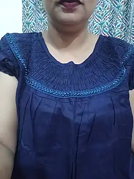 Snapshot of Priya_Boudi chatting on July 20, 2026, 5:48 pm Priya Boudi online show from July 20, 2026, 5:48 pm