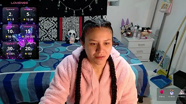 soniafuckboobs online show from March 10, 2026, 12:10 pm