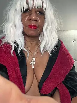 BreanaDivine online show from March 11, 2025, 7:36 pm