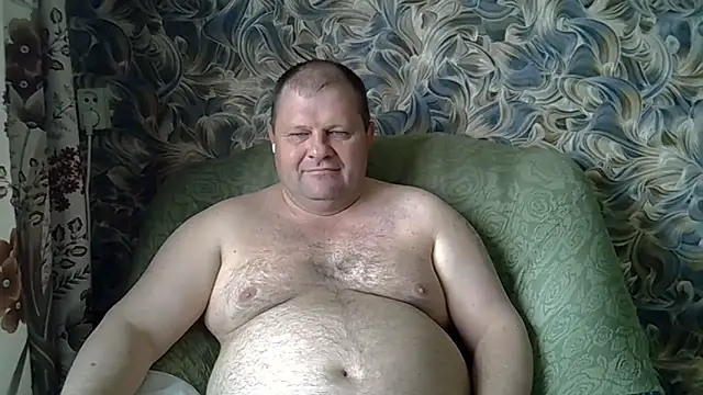 Nilola6 online show from April 7, 2026, 3:29 am