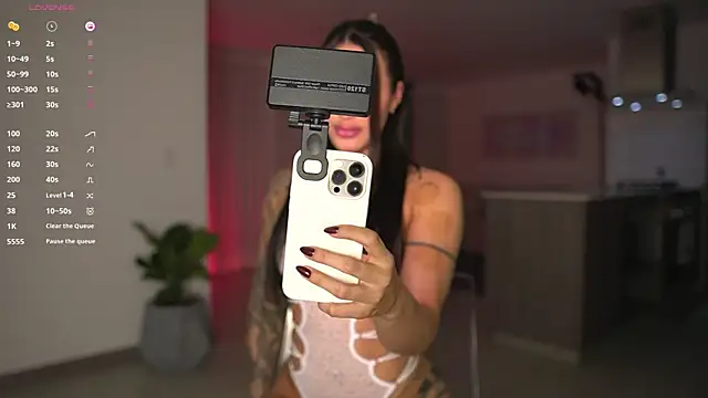 Snapshot of Daihanwatson_ chatting on September 13, 2025, 1:49 am Daihanwatson online show from September 13, 2025, 1:49 am