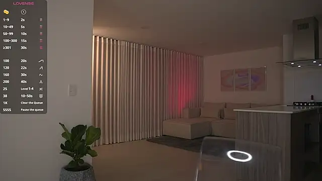 Snapshot of Daihanwatson_ chatting on October 6, 2025, 1:36 am Daihanwatson online show from October 6, 2025, 1:36 am