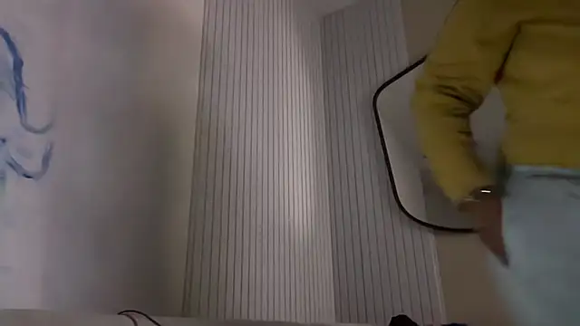 ChocolateCakeQueen online show from January 28, 2025, 6:05 am