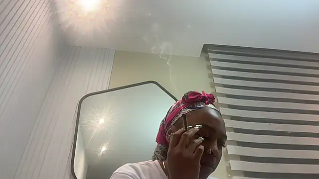 ChocolateCakeQueen online show from January 29, 2025, 3:22 am