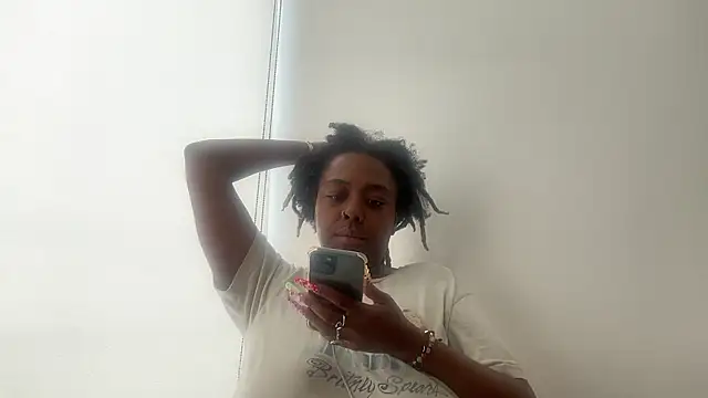 ChocolateCakeQueen online show from January 17, 2026, 7:39 pm