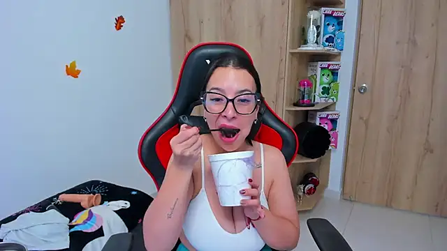  amanda seyfried19 online show from January 21, 2025, 6:34 pm