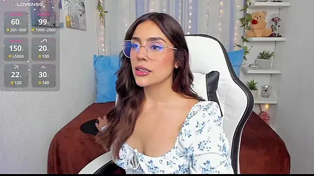 Snapshot of HazzelGray chatting on February 11, 2025, 3:40 pm HazzelGray online show from February 11, 2025, 3:40 pm