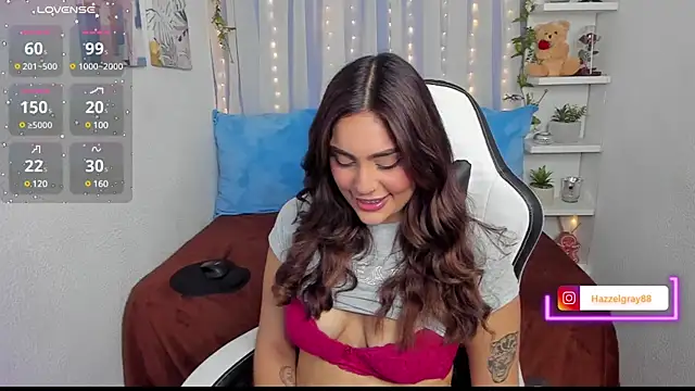 Snapshot of HazzelGray chatting on February 26, 2025, 4:14 pm HazzelGray online show from February 26, 2025, 4:14 pm