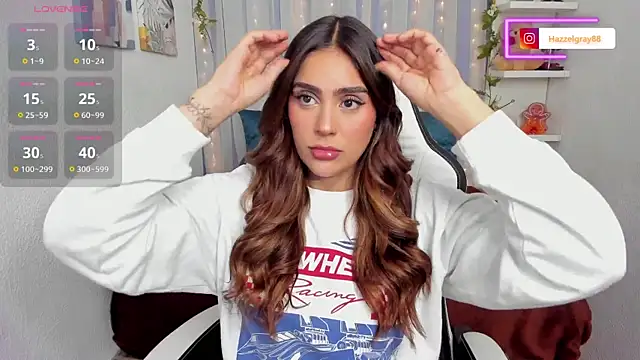 Snapshot of HazzelGray chatting on December 5, 2025, 3:30 pm HazzelGray online show from December 5, 2025, 3:30 pm