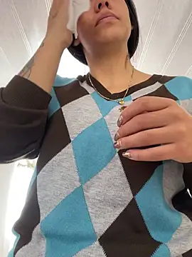 Snapshot of hannahb-e chatting on February 2, 2026, 4:38 pm hannahb-e online show from February 2, 2026, 4:38 pm