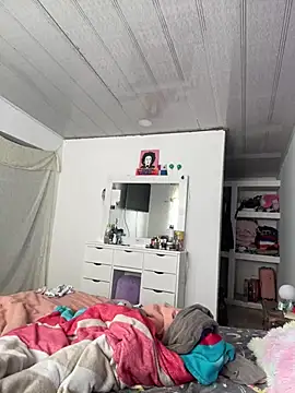 Snapshot of hannahb-e chatting on March 1, 2026, 1:02 pm hannahb-e online show from March 1, 2026, 1:02 pm