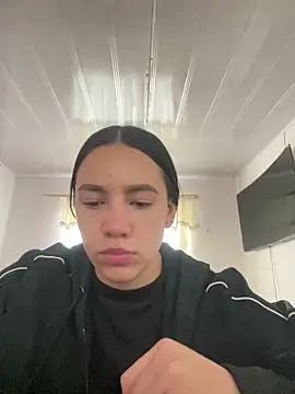 Snapshot of hannahb-e chatting on March 6, 2026, 2:24 pm hannahb-e online show from March 6, 2026, 2:24 pm