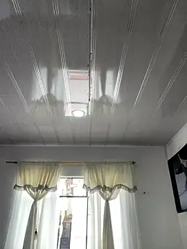 Snapshot of hannahb-e chatting on March 16, 2026, 4:55 pm hannahb-e online show from March 16, 2026, 4:55 pm