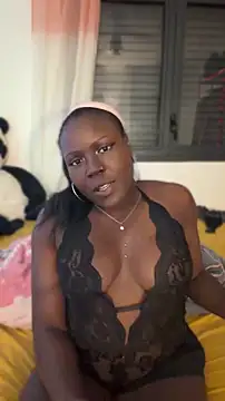 Snapshot of Miss-syanaa chatting on June 23, 2026, 5:44 pm Miss-syanaa online show from June 23, 2026, 5:44 pm