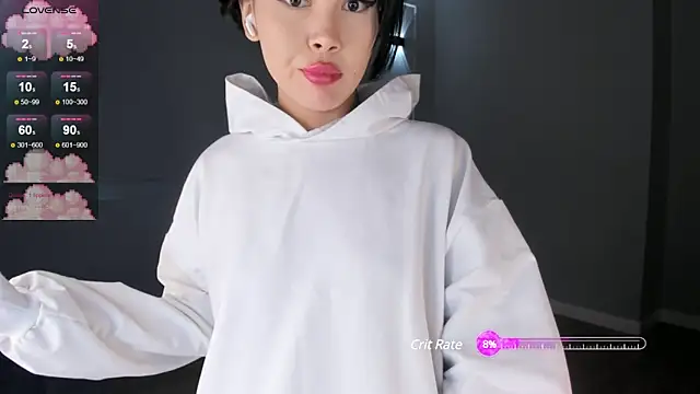 Liu Yifei  online show from December 23, 2024, 12:25 am