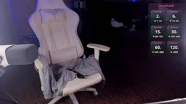 CutieMaevee online show from March 21, 2025, 12:17 pm