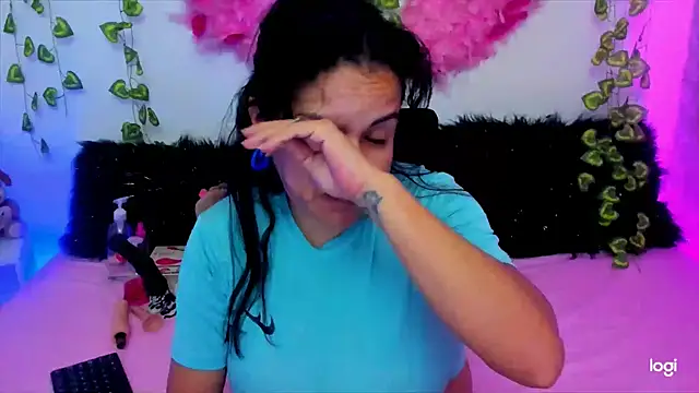 MegamKim online show from October 17, 2025, 10:23 pm