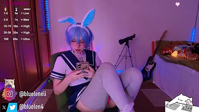 Snapshot of bluelen chatting on April 23, 2026, 1:02 pm bluelen online show from April 23, 2026, 1:02 pm