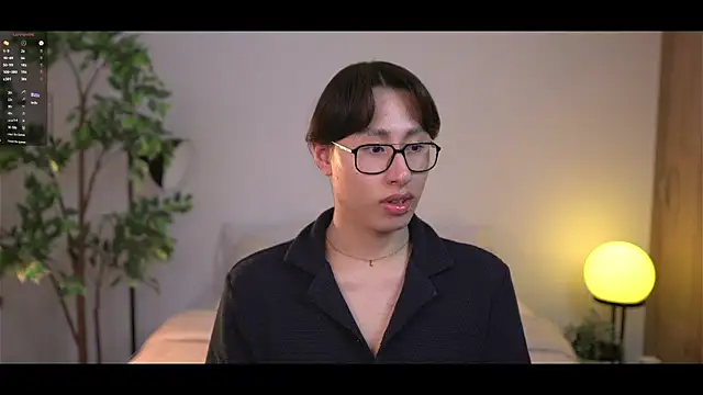 SrLuis18 online show from September 10, 2025, 10:32 pm