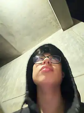 SrLuis18 online show from April 1, 2026, 5:30 am