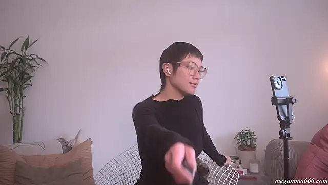 meganmei666 online show from March 25, 2026, 6:03 pm
