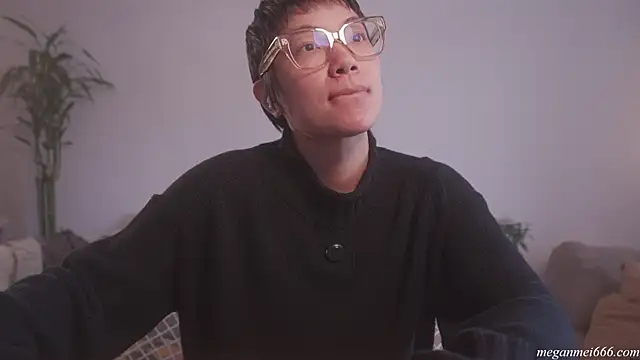 meganmei666 online show from April 13, 2026, 5:51 pm