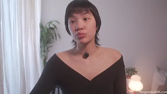 meganmei666 online show from June 1, 2026, 5:58 pm