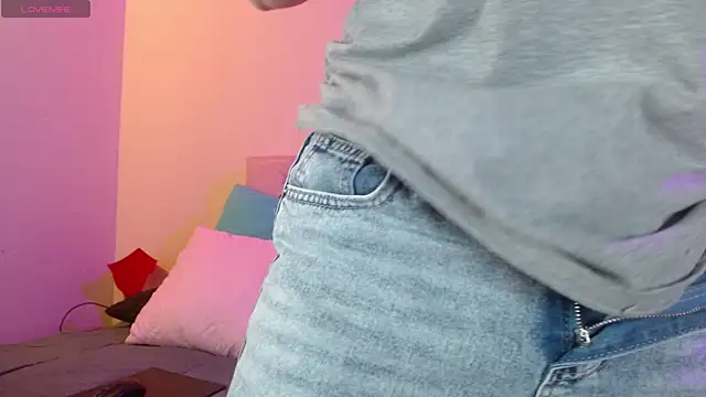 megan lover online show from July 29, 2026, 2:43 am