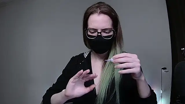 amber candyfloss online show from December 21, 2024, 8:32 pm