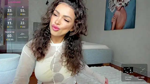 Snapshot of Selena_Reeves chatting on July 13, 2026, 9:34 am Selena Reeves online show from July 13, 2026, 9:34 am