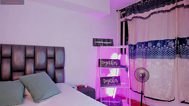 victoria mooree online show from January 15, 2025, 2:17 am