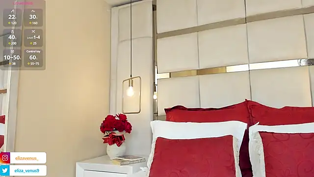 elizavenus online show from March 18, 2025, 6:15 pm