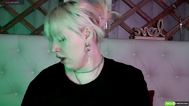 RachelCart online show from February 19, 2025, 3:39 am