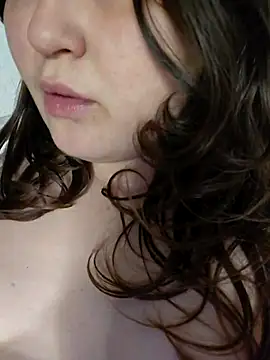 Snapshot of BlackCurly chatting on April 26, 2026, 7:00 pm BlackCurly online show from April 26, 2026, 7:00 pm