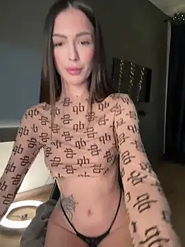 Snapshot of _Monic_ chatting on February 3, 2026, 3:39 pm Monic online show from February 3, 2026, 3:39 pm