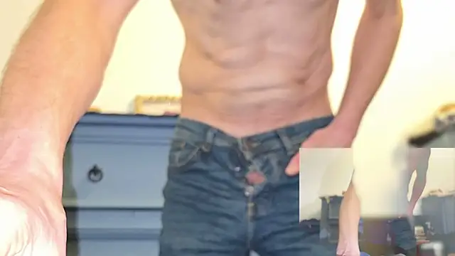 LongUKMakeYouSquirt online show from December 21, 2024, 5:14 am