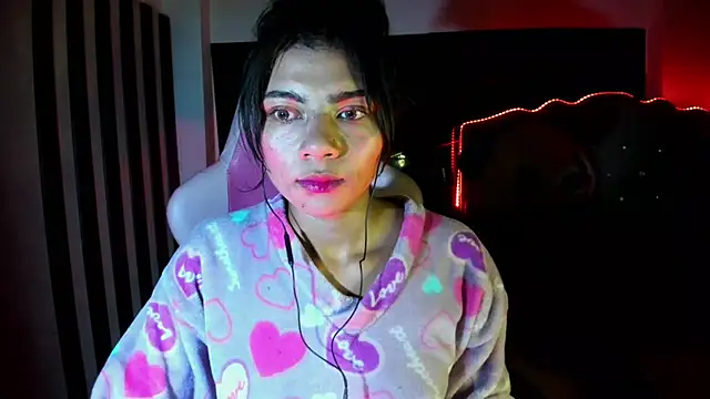 Lilithsabeth online show from June 17, 2026, 3:57 pm