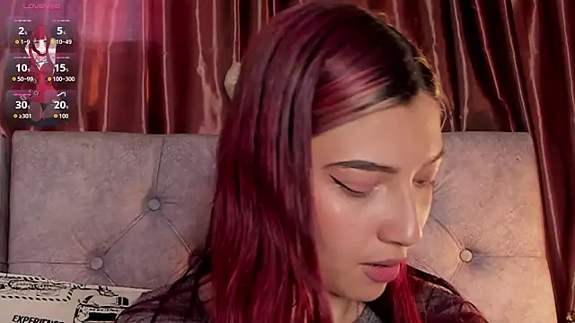  Scarlett 01 online show from November 13, 2025, 4:17 pm