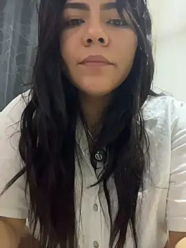 JulianaCastillo online show from February 8, 2026, 9:34 am