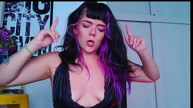 purple em69 online show from February 25, 2026, 5:22 pm