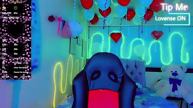 Jessica smith 1 online show from February 15, 2026, 11:19 am