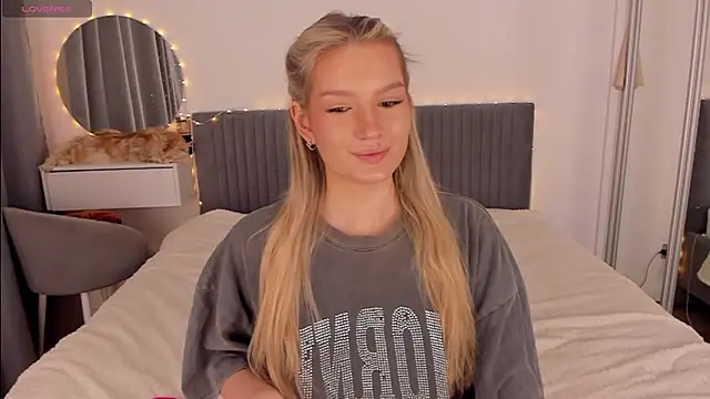 CassieRayss online show from February 22, 2026, 11:31 am