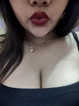  Redwine  online show from March 18, 2025, 3:42 am